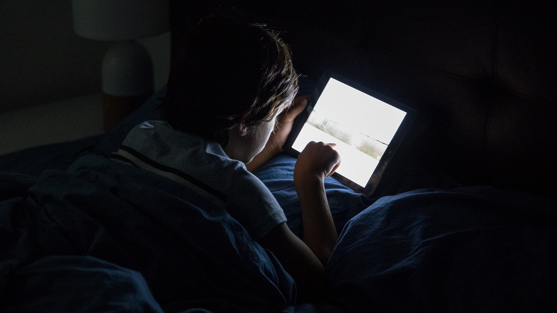 Bambini online: guida per genitori sull’uso sicuro del digitale