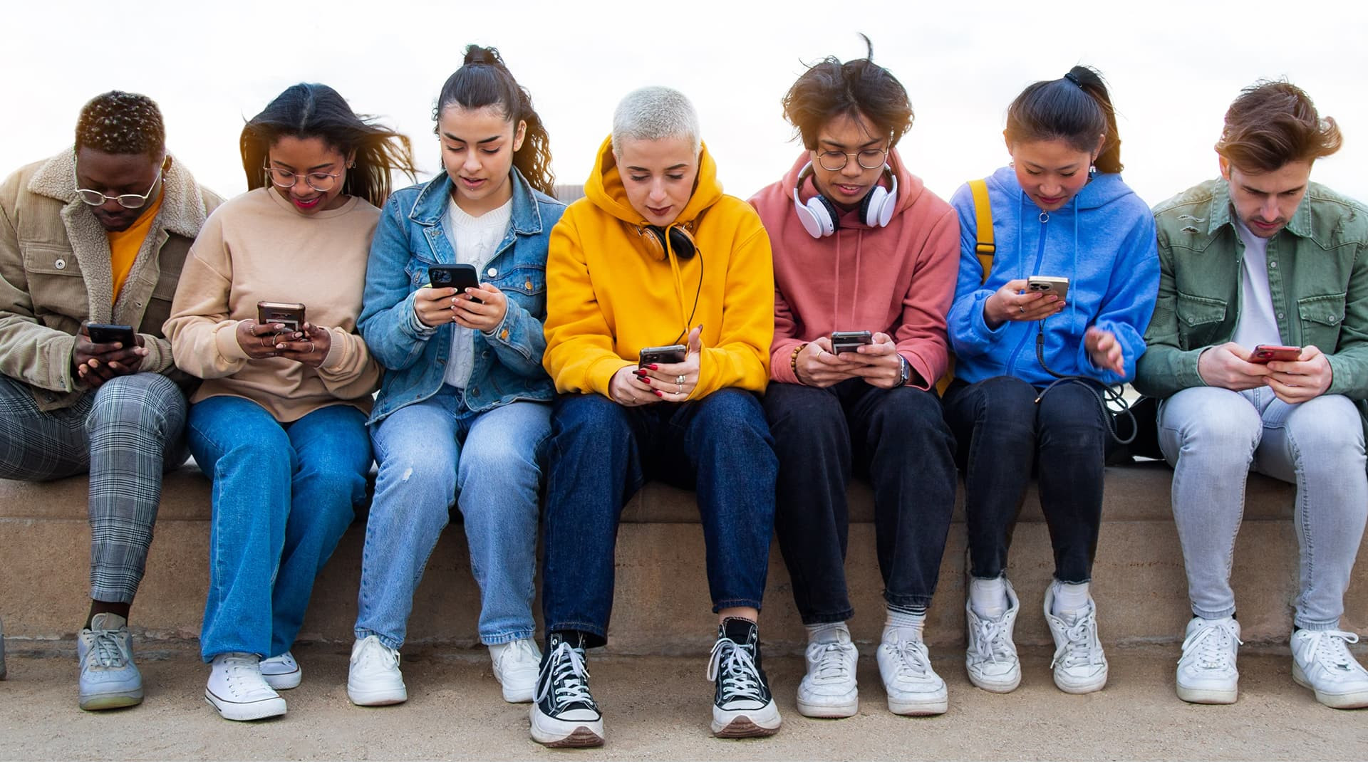 Adolescenti connessi: social network e videogiochi gestiti con dialogo